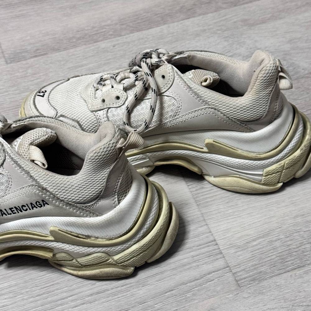 Balenciaga Triple S